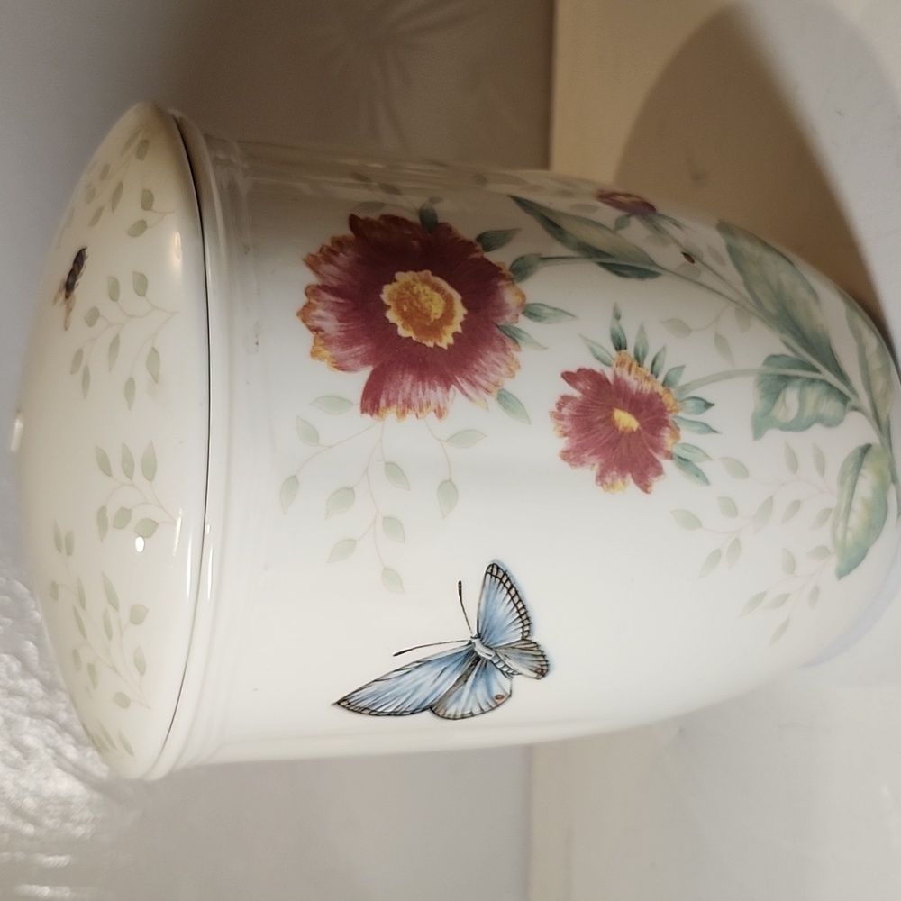 Lenox Butterfly Meadow Porcelain Jar W/lid